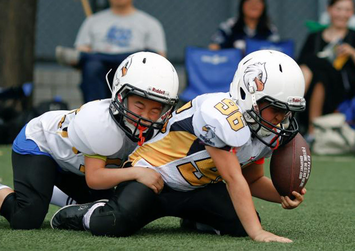 Boys who play football early may face higher risk of behavioural, mood problems
