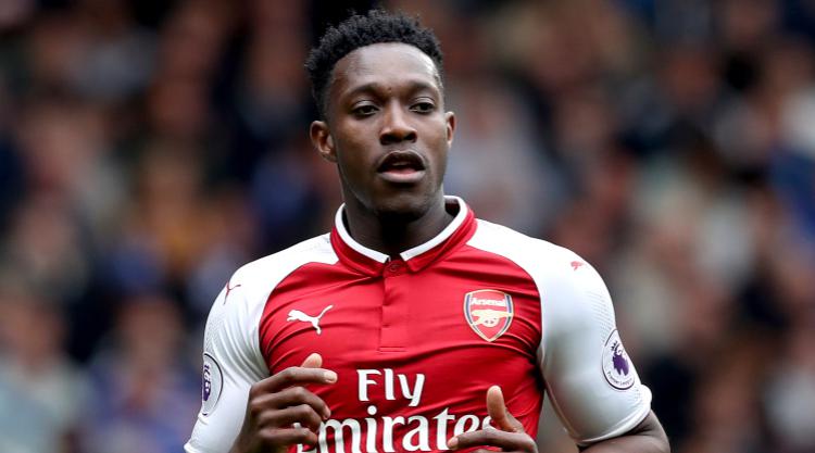 Arsenal's Danny Welbeck out for at least four weeks with groin injury