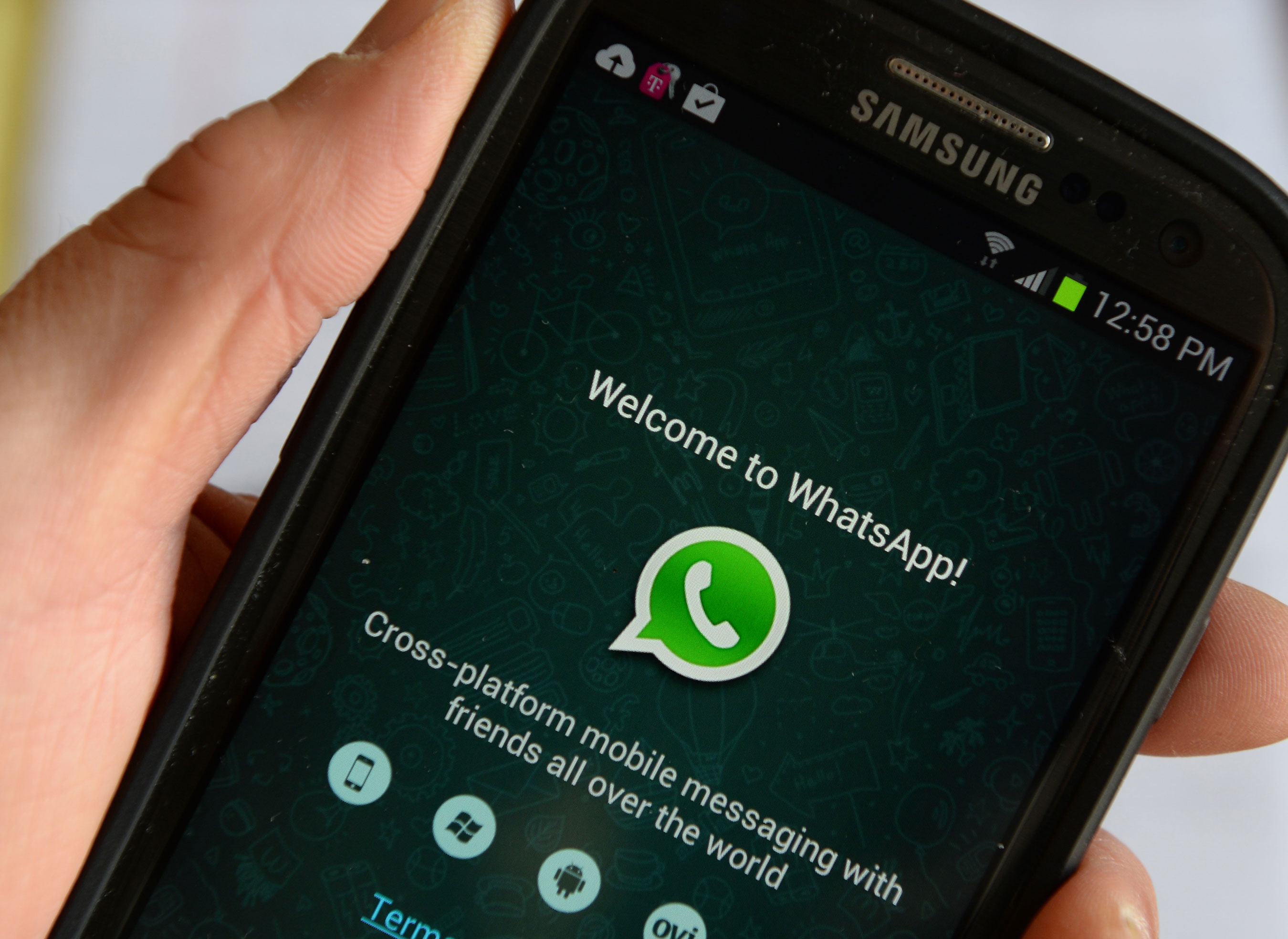 WhatsApp finally lets you recall messages you’ve sent by mistake