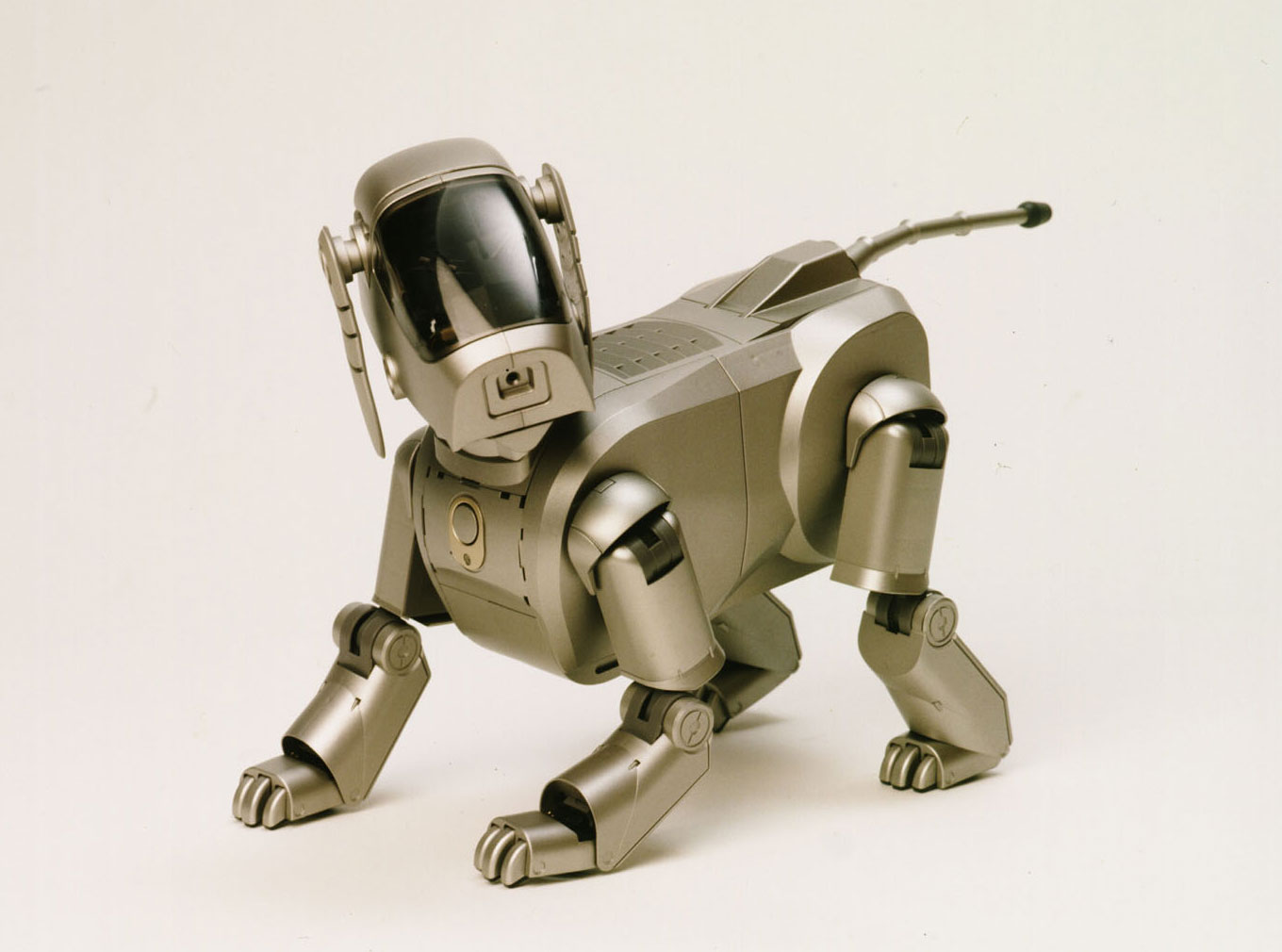 Sony Aibo is reportedly returning with Amazon Echo-like features