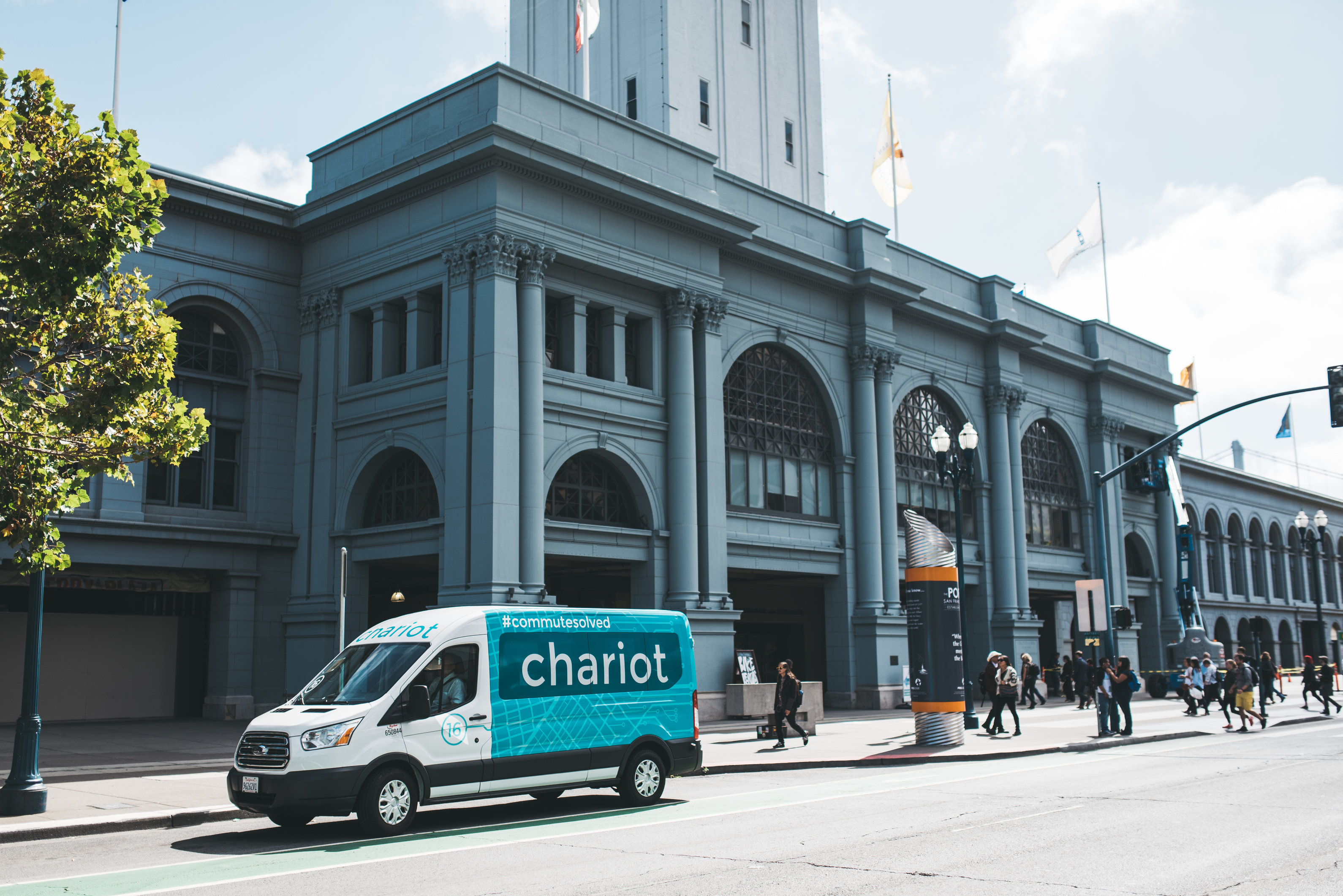 Commuter shuttle bus Chariot halts services in SF