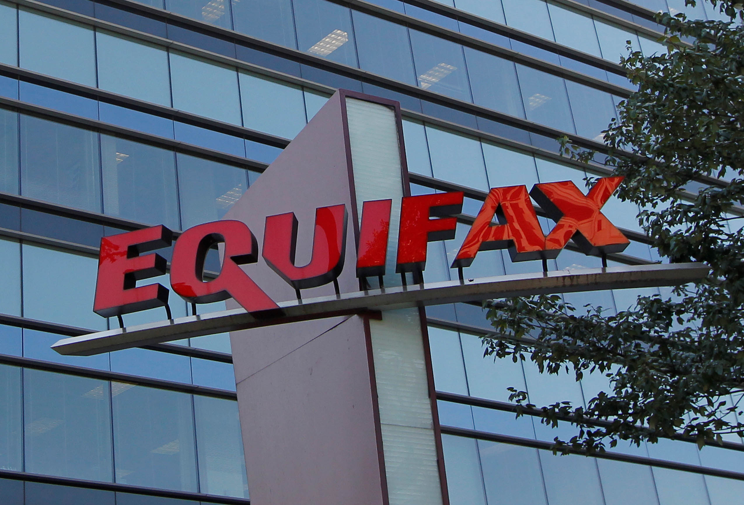 Former Equifax CEO says breach boiled down to one person not doing their job
