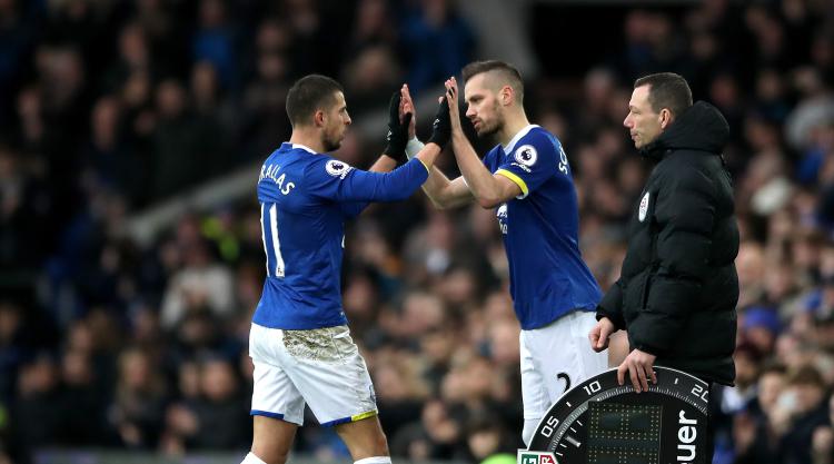 Schneiderlin and Mirallas dropped by Everton because of training ground incident