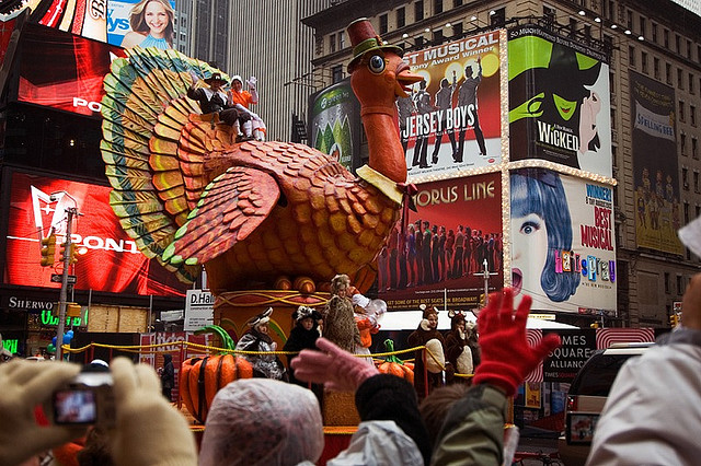 Thanksgiving e-commerce sales up 18% year-on-year, average order value $114