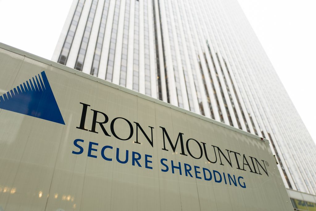 Iron Mountain acquires IO Data Centers US operations for $1.3 billion