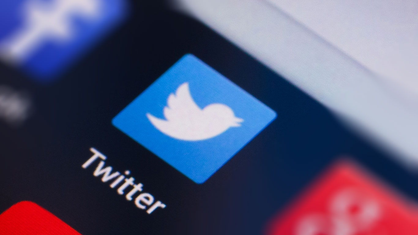 Twitter hits back again at claims that its employees monitor direct messages