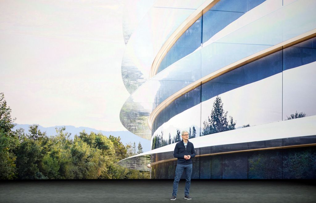Apple pledges $350 billion investment in US economy over next five years