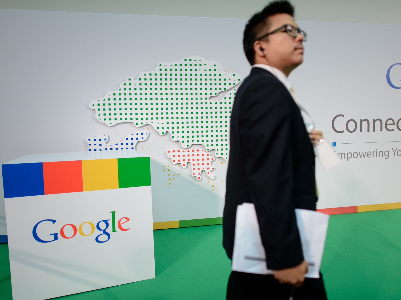 Google moves into Shenzhen in latest China expansion