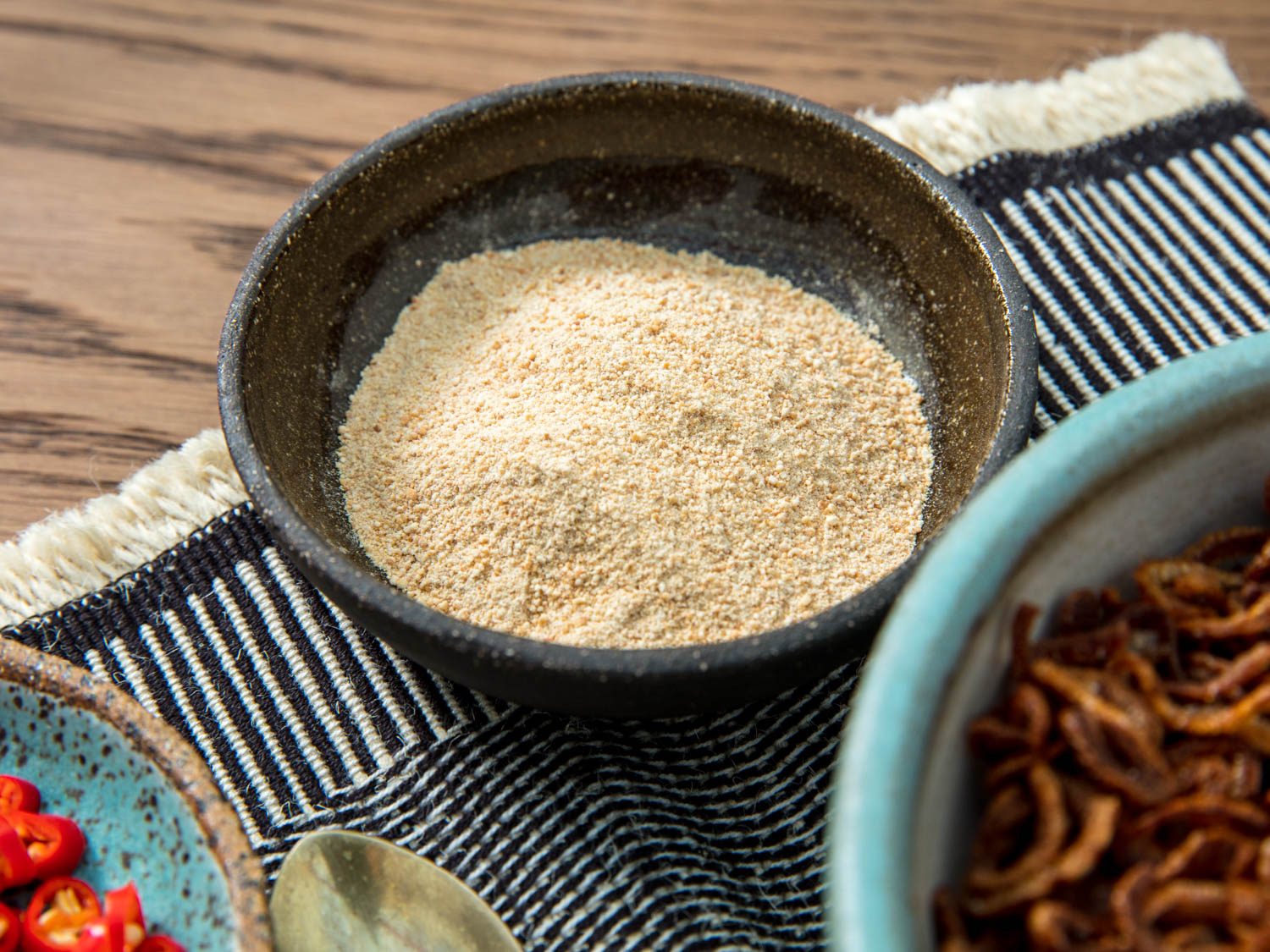 Thai Toasted-Rice Powder (Khao Khua)